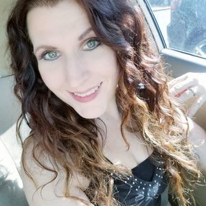 Meet your Posher, Christy